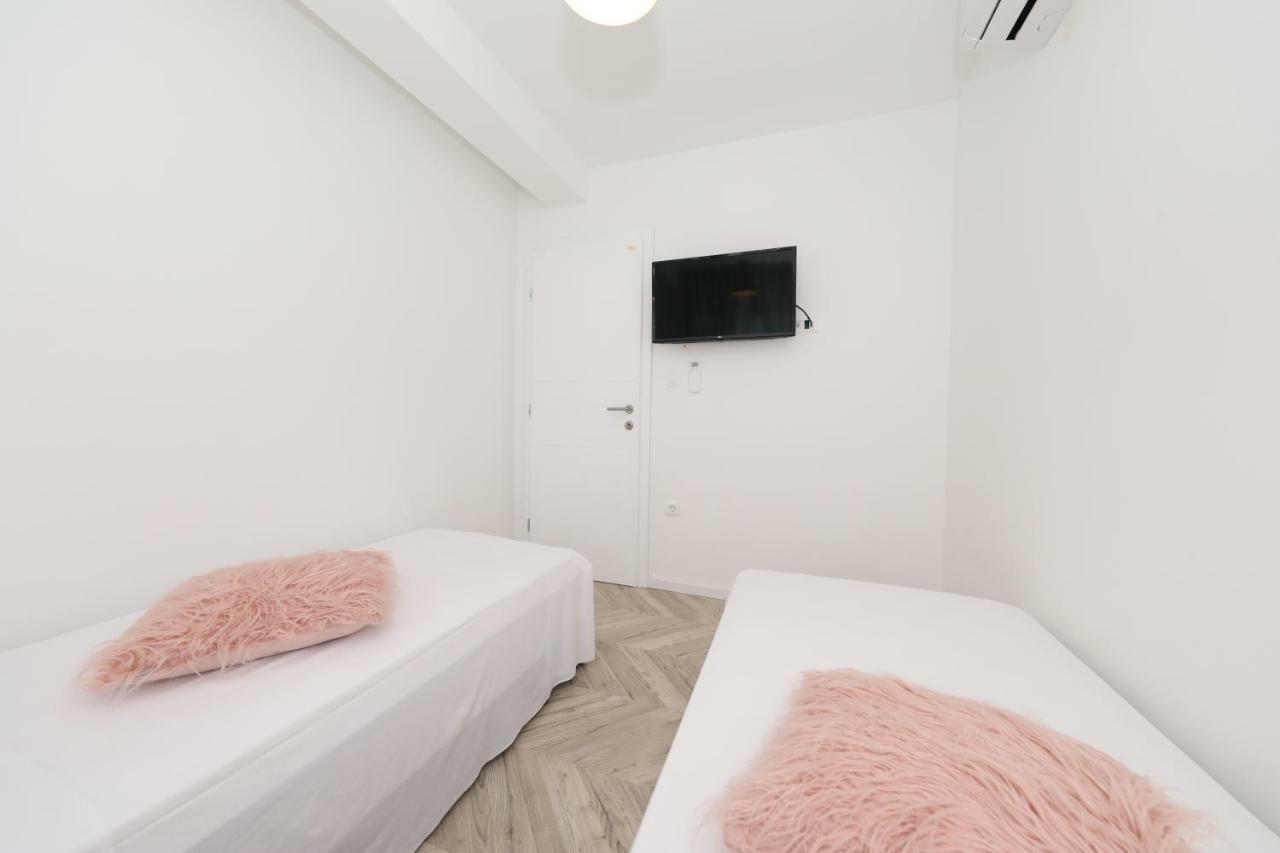 Apartments Ivanov زادار المظهر الخارجي الصورة